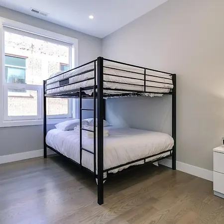Stunning Condo #2 - Downtown River North