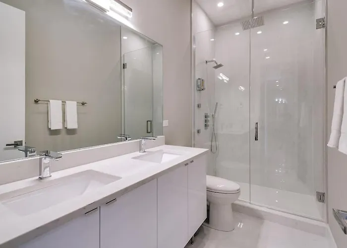 Hotel Stunning #2 - Downtown River North Chicago